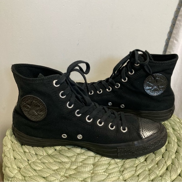 Converse Chuck Taylor All Star Hi Sneaker Black With Metallic Snakeskin Toe - Picture 2 of 8